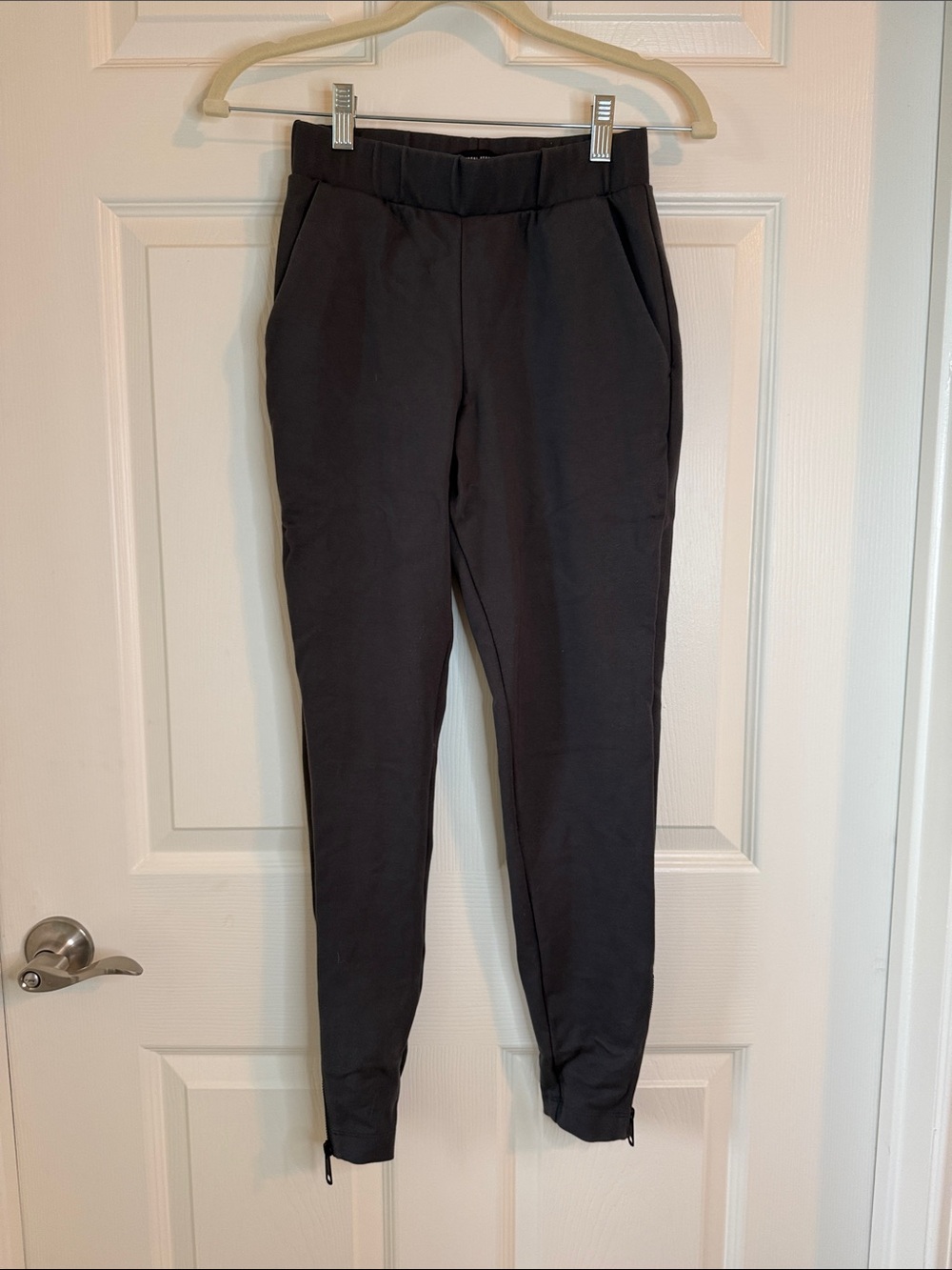 Universal Standard Straight Leg Pants in Dark Gray